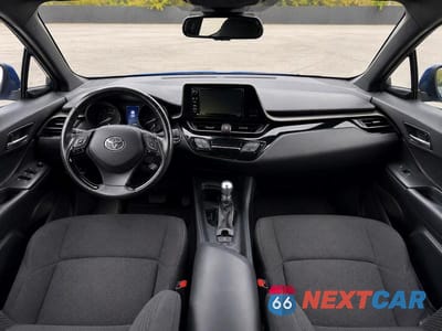 Zdjęcie 9 z 13 samochodu: 2018 TOYOTA C-HR XLE PREMIUM VIN:NMTKHMBX8JR023848 - miniatura
