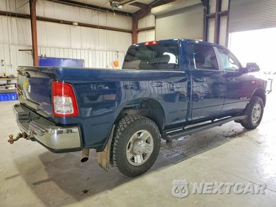 Trzecie zdjęcie samochodu z tyłu: 2022 RAM 2500 BIG HORN VIN:3C6UR5DJ8NG237806 - miniatura