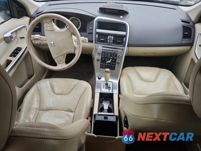 Zdjęcie 8 z 13 samochodu: 2010 VOLVO XC60 T6 VIN:YV4992DZ4A2023009 - miniatura