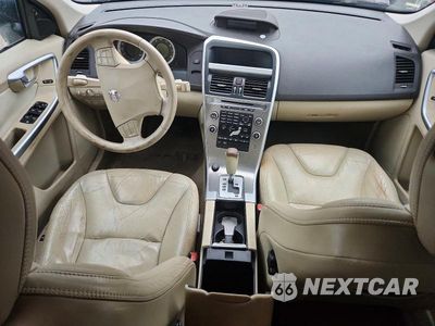 Zdjęcie 8 z 13 samochodu: 2010 VOLVO XC60 T6 VIN:YV4992DZ4A2023009 - miniatura
