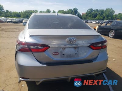 Zdjęcie 6 z 12 samochodu: 2022 TOYOTA CAMRY SE VIN:4T1T11AK9NU618686 - miniatura