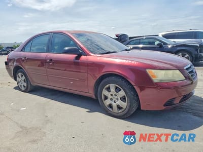 Czwarte zdjęcie samochodu z boku: 2010 HYUNDAI SONATA GLS VIN:5NPET4AC0AH596552 - miniatura