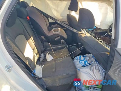 Zdjęcie 10 z 12 samochodu: 2023 KIA SOUL LX VIN:KNDJ23AU1P7887398 - miniatura