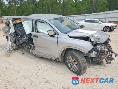 Czwarte zdjęcie samochodu z boku: 2020 HYUNDAI SANTA FE SE VIN:5NMS23AD7LH194326 - miniatura
