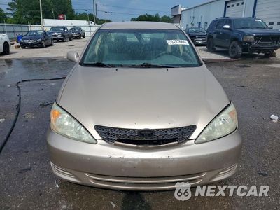 Piąte zdjęcie samochodu w środku: 2003 TOYOTA CAMRY LE V6 VIN:4T1BF30K83U039339 - miniatura