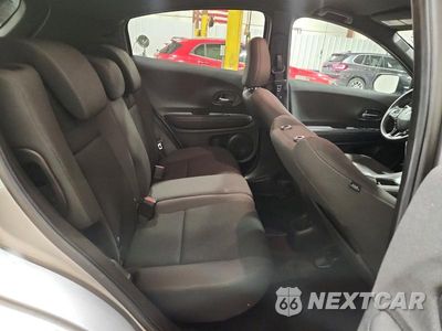 Zdjęcie 11 z 14 samochodu: 2022 HONDA HR-V SPORT VIN:3CZRU6H10NM762190 - miniatura