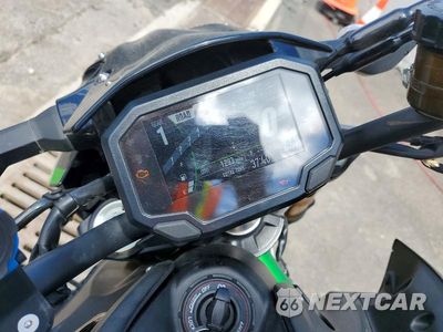 Zdjęcie 7 z 9 samochodu: 2024 KAWASAKI ZR900 M VIN:ML5ZRDM1XRDA69935 - miniatura