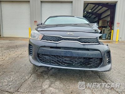 Piąte zdjęcie samochodu w środku: 2018 KIA RIO LX VIN:3KPA24AB8JE047114 - miniatura
