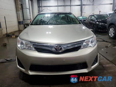 Piąte zdjęcie samochodu w środku: 2014 TOYOTA CAMRY LE VIN:4T1BF1FK1EU391273 - miniatura