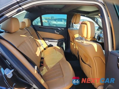Zdjęcie 10 z 12 samochodu: 2010 MERCEDES-BENZ E 550 4MATIC VIN:WDDHF9AB3AA236083 - miniatura