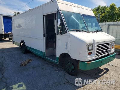 Czwarte zdjęcie samochodu z boku: 2014 FORD E450 DELIVERY TRUCK VIN:1FC3E4KL4EDA66886 - miniatura