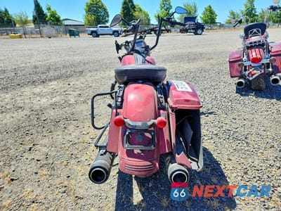 Czwarte zdjęcie samochodu z boku: 2018 HARLEY-DAVIDSON FLHXS STREET GLIDE SPECIAL VIN:1HD1KRC17JB623109 - miniatura