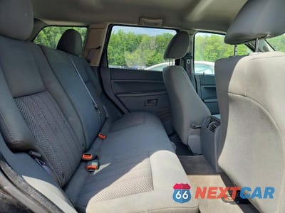 Zdjęcie 11 z 13 samochodu: 2006 JEEP GRAND CHEROKEE LAREDO VIN:1J4GS48K86C218730 - miniatura