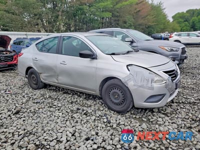 Czwarte zdjęcie samochodu z boku: 2015 NISSAN VERSA 1.6 SV VIN:3N1CN7AP5FL903732 - miniatura
