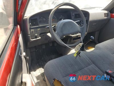 Zdjęcie 8 z 12 samochodu: 1994 TOYOTA PICKUP BASE VIN:4TARN81A9RZ255121 - miniatura