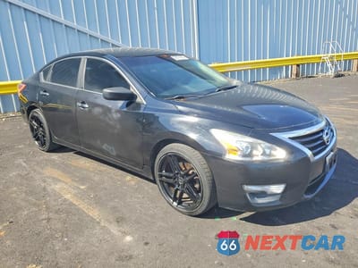 Czwarte zdjęcie samochodu z boku: 2013 NISSAN ALTIMA 2.5 VIN:1N4AL3AP2DN572498 - miniatura
