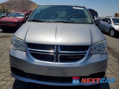Piąte zdjęcie samochodu w środku: 2016 DODGE GRAND CARAVAN SXT VIN:2C4RDGCG8GR361358 - miniatura