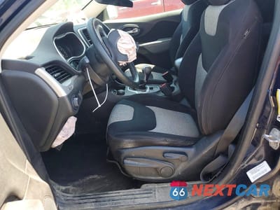 Zdjęcie 7 z 13 samochodu: 2014 JEEP CHEROKEE SPORT VIN:1C4PJMAB7EW252982 - miniatura