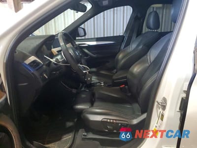 Zdjęcie 7 z 13 samochodu: 2018 BMW X1 SDRIVE28I VIN:WBXHU7C35J5L05345 - miniatura