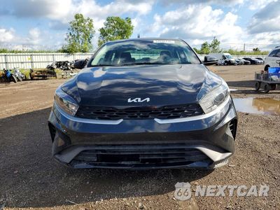 Piąte zdjęcie samochodu w środku: 2022 KIA FORTE LXS VIN:3KPF24AD6NE442678 - miniatura