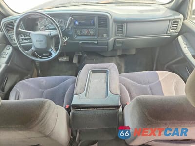 Zdjęcie 8 z 12 samochodu: 2002 GMC NEW SIERRA K1500 VIN:1GTEK19T82E204487 - miniatura