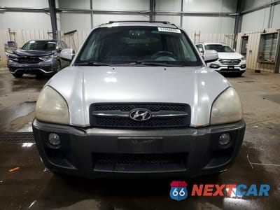 Piąte zdjęcie samochodu w środku: 2007 HYUNDAI TUCSON SE VIN:KM8JN72D87U671509 - miniatura