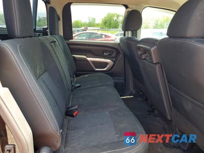 Zdjęcie 10 z 13 samochodu: 2017 NISSAN TITAN XD SV VIN:1N6BA1F35HN575249 - miniatura