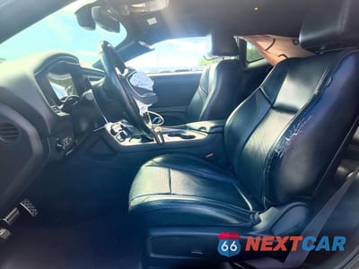 Zdjęcie 7 z 12 samochodu: 2016 DODGE CHALLENGER SXT VIN:2C3CDZAG9GH353185 - miniatura