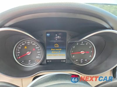 Zdjęcie 9 z 12 samochodu: 2015 MERCEDES-BENZ C 300 4MATIC VIN:55SWF4KB9FU063329 - miniatura