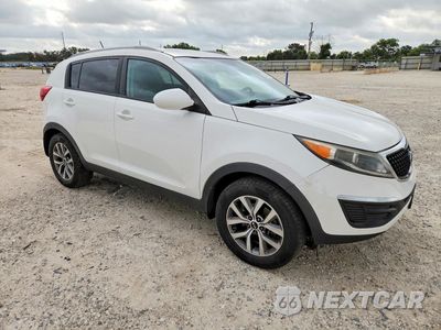 Czwarte zdjęcie samochodu z boku: 2016 KIA SPORTAGE LX VIN:KNDPB3AC1G7850708 - miniatura
