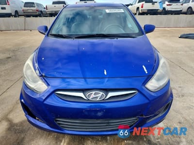 Piąte zdjęcie samochodu w środku: 2013 HYUNDAI ACCENT GLS VIN:KMHCT4AE6DU549279 - miniatura