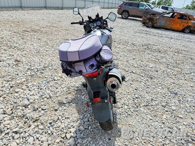 Czwarte zdjęcie samochodu z boku: 2009 SUZUKI DL650K9 V-STROM 650 VIN:JS1VP54AX92100720 - miniatura