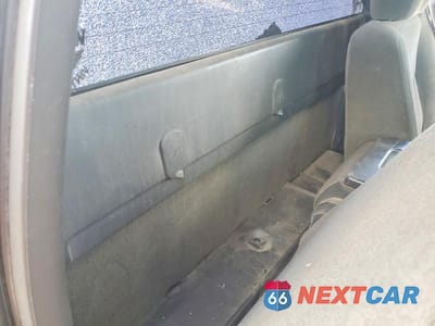 Zdjęcie 10 z 12 samochodu: 2004 CHEVROLET SILVERADO K1500 VIN:1GCEK14T24Z101830 - miniatura