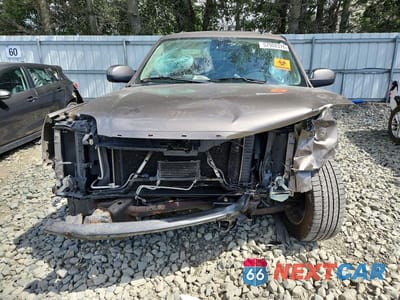 Piąte zdjęcie samochodu w środku: 2014 GMC YUKON DENALI VIN:1GKS2EEFXER202767 - miniatura