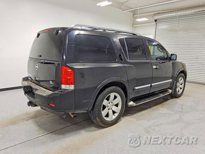 Trzecie zdjęcie samochodu z tyłu: 2011 NISSAN ARMADA SV VIN:5N1AA0NC4BN603801 - miniatura