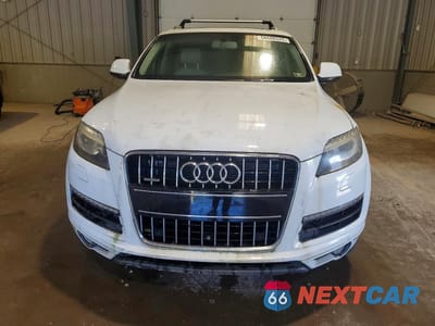 Piąte zdjęcie samochodu w środku: 2013 AUDI Q7 PRESTIGE VIN:WA1VMAFE2DD009097 - miniatura