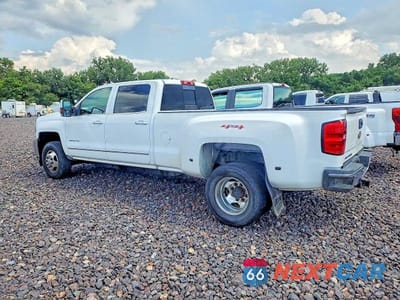 Drugie zdjęcie samochodu z przodu: 2015 CHEVROLET SILVERADO K3500 LTZ VIN:1GC4K0E88FF520611 - miniatura