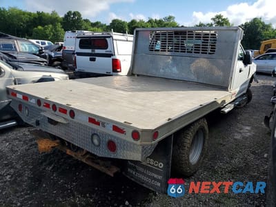 Trzecie zdjęcie samochodu z tyłu: 2017 FORD F350 SUPER DUTY VIN:1FD8X3H67HED87696 - miniatura