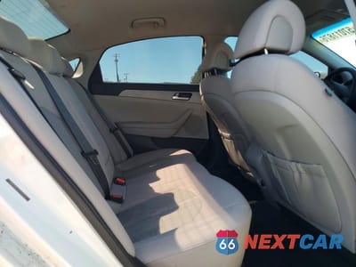 Zdjęcie 10 z 12 samochodu: 2017 HYUNDAI SONATA SE VIN:5NPE24AF3HH470242 - miniatura