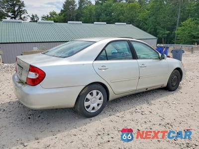 Trzecie zdjęcie samochodu z tyłu: 2003 TOYOTA CAMRY LE VIN:4T1BE32K03U665922 - miniatura
