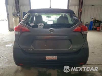 Zdjęcie 6 z 13 samochodu: 2019 NISSAN KICKS SV VIN:3N1CP5CU0KL491814 - miniatura