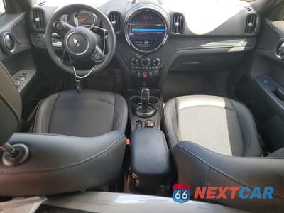 Zdjęcie 8 z 13 samochodu: 2021 MINI COOPER COUNTRYMAN VIN:WMZ23BR01M3M84103 - miniatura