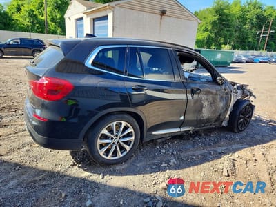 Trzecie zdjęcie samochodu z tyłu: 2019 BMW X3 SDRIVE30I VIN:5UXTR7C50KLE96732 - miniatura