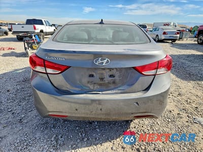 Zdjęcie 6 z 12 samochodu: 2013 HYUNDAI ELANTRA GLS VIN:5NPDH4AE1DH173322 - miniatura