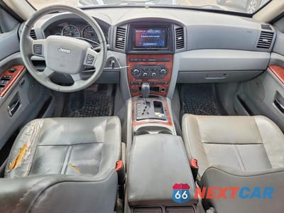 Zdjęcie 8 z 13 samochodu: 2007 JEEP GRAND CHEROKEE LIMITED VIN:1J8HR58267C580013 - miniatura