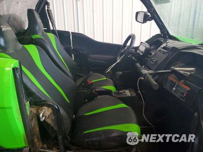 Piąte zdjęcie samochodu w środku: 2021 KAWASAKI TERYX UTILITY VEHICLE VIN:JKARFCA19MB513668 - miniatura