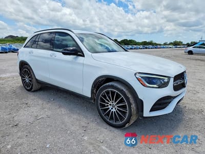 Czwarte zdjęcie samochodu z boku: 2022 MERCEDES-BENZ GLC 300 VIN:W1N0G8DB3NV375518 - miniatura