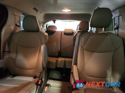 Zdjęcie 10 z 13 samochodu: 2021 TOYOTA SIENNA XLE VIN:5TDYRKEC0MS032330 - miniatura