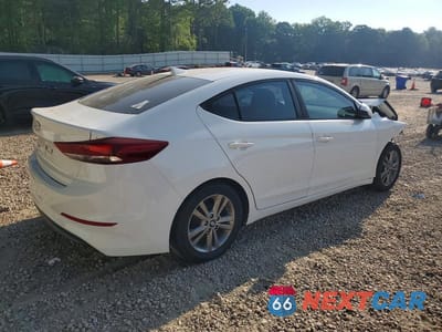Trzecie zdjęcie samochodu z tyłu: 2017 HYUNDAI ELANTRA SE VIN:5NPD84LF3HH161863 - miniatura