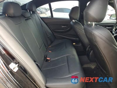Zdjęcie 10 z 12 samochodu: 2017 BMW 320 I VIN:WBA8E1G5XHNU12532 - miniatura